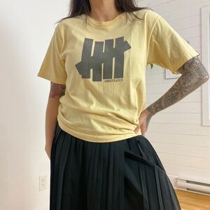 Undefeated graphic tee